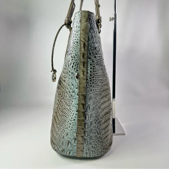 Women’s **Hard to Find** Brahmin Abigail Elegant Crocodile Embossed Large Tote - Picture 10 of 14